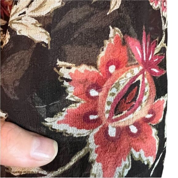 Kenneth Cole floral silk long sleeve shirt. - Picture 11 of 12